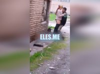 Порно видео Публичный узбек порно. Муж трахает на улице жену в платке